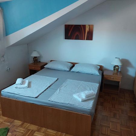 Orange City Apartment'S Repic Biograd Na Moru Exterior photo